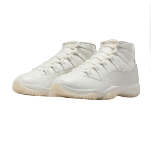 Air Jordan 11 Pearl Side